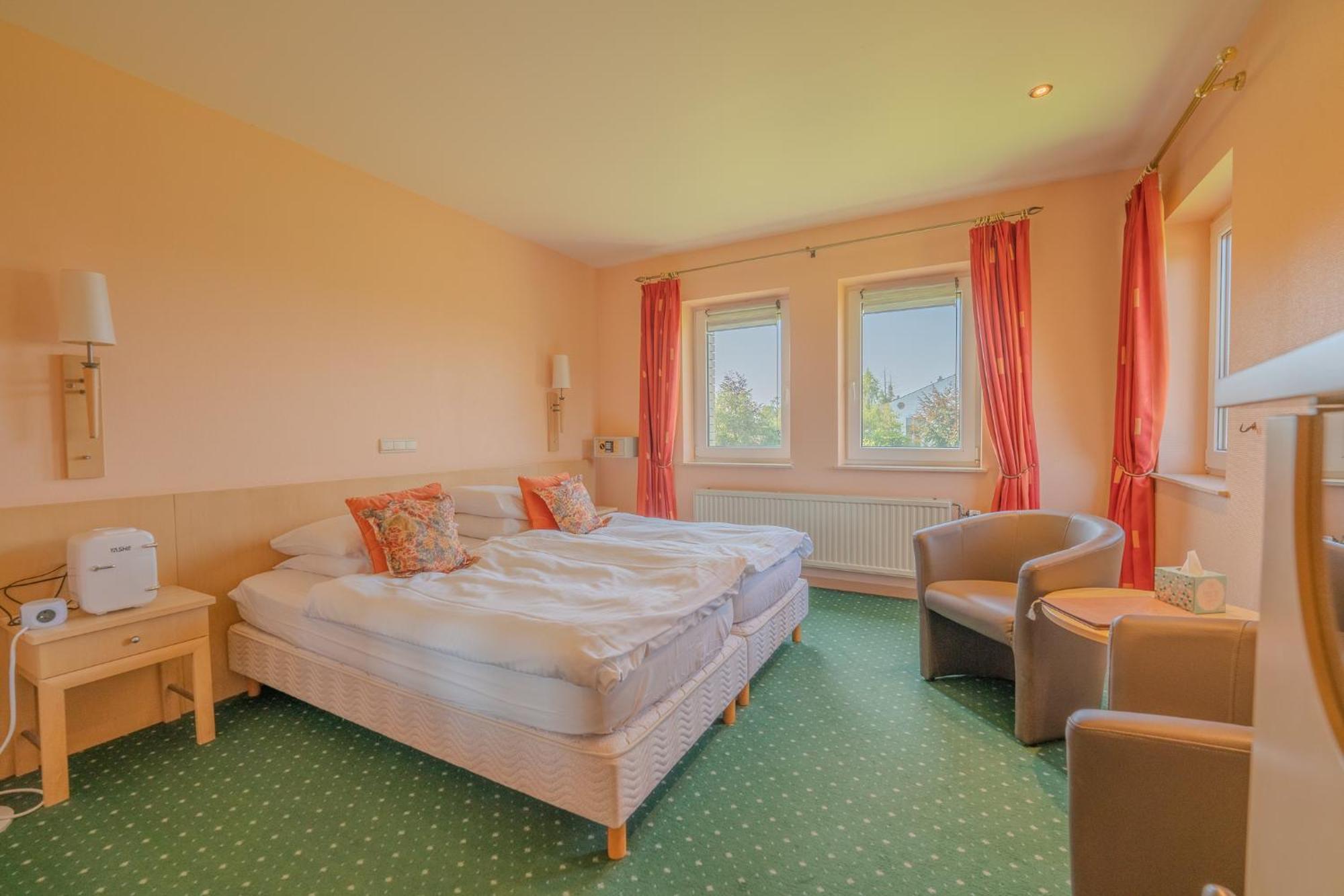 Hotleu Hotel 3*